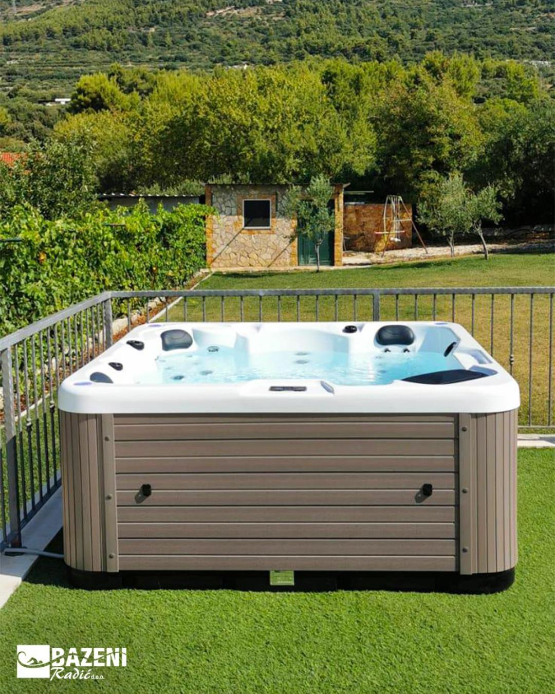 Home Away From Home With Outdoor Pool, Botanical Garden And A Beautiful Sea View Kaštela Exteriér fotografie