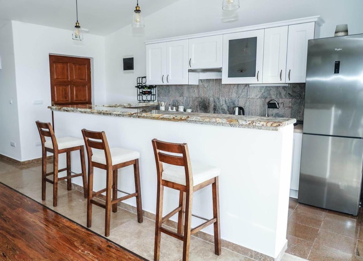 Home Away From Home With Outdoor Pool, Botanical Garden And A Beautiful Sea View Kaštela Exteriér fotografie